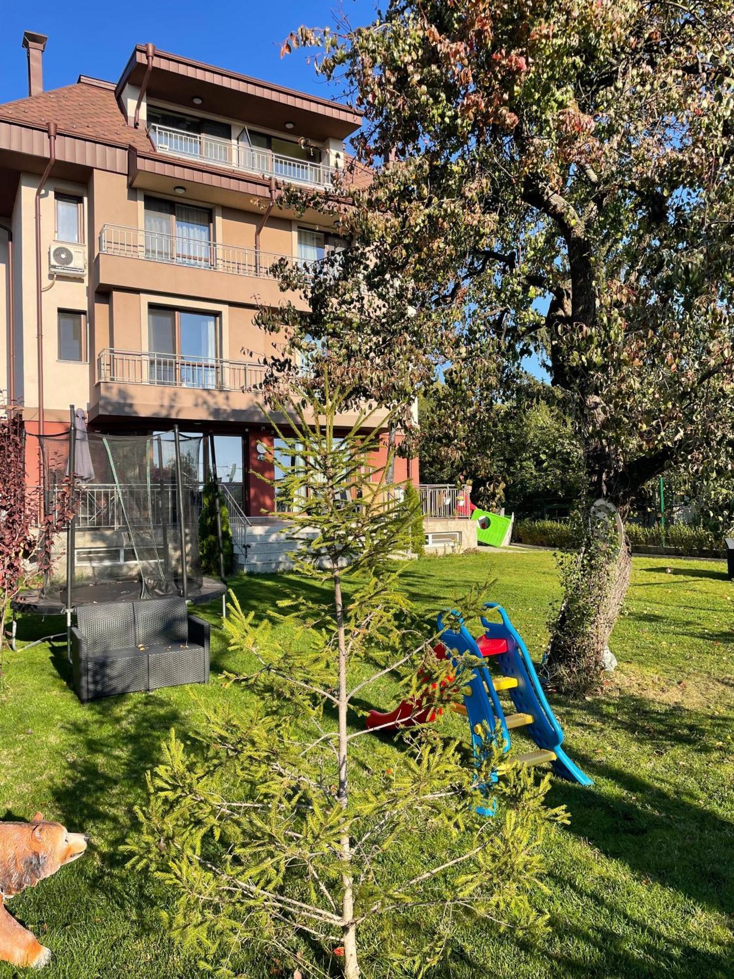 Zaraaparthotel Sofia Exteriör bild